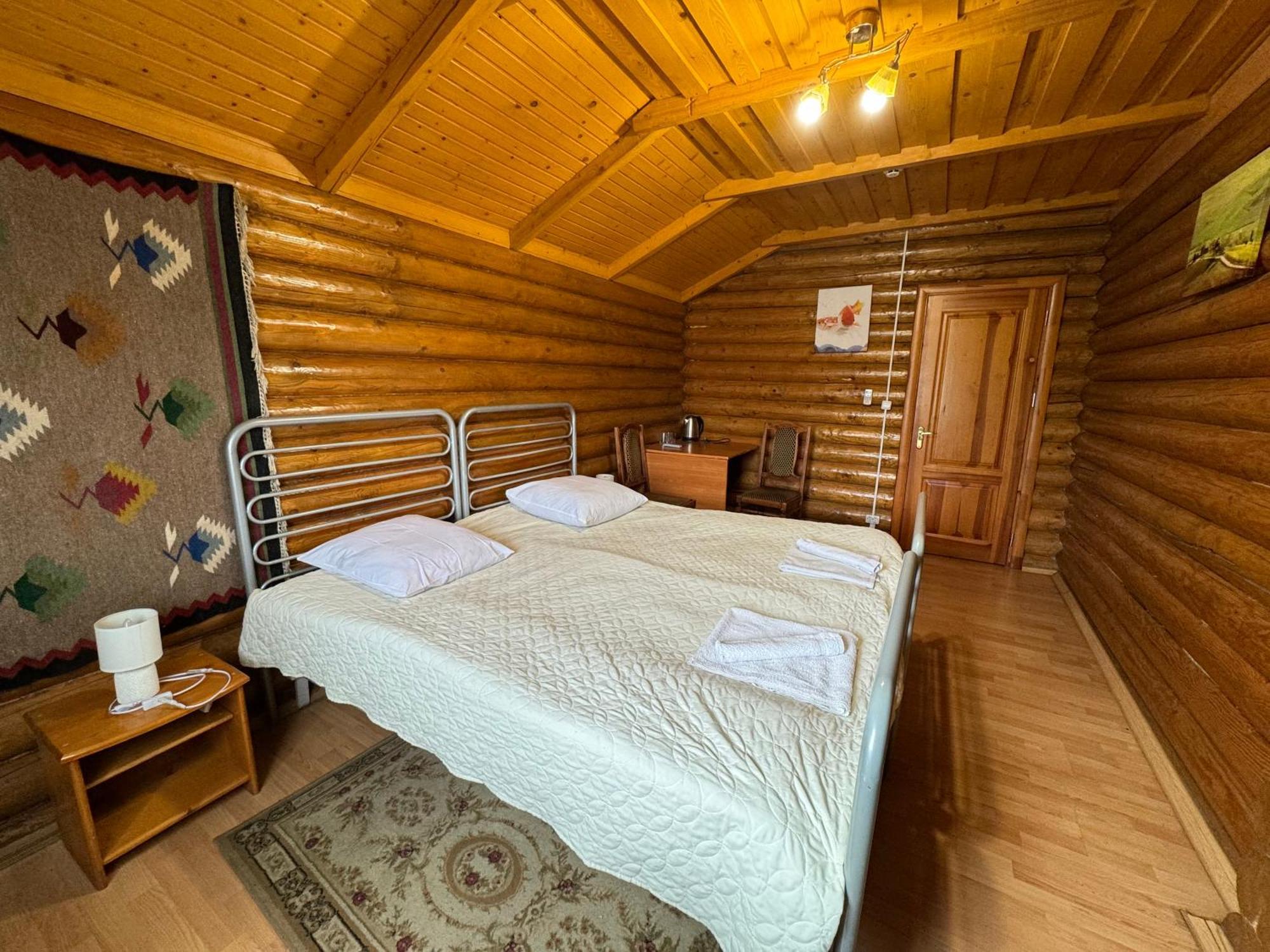 Hotel Еліт Swaljawa Exterior foto